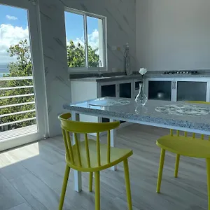 https://la-torre-apartments.comcaribbean.com